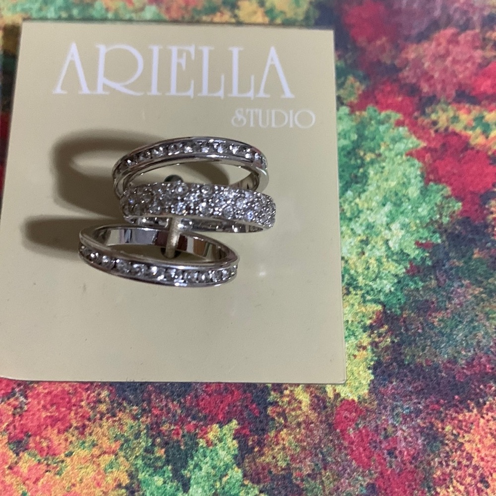 ARIELLA RING SET NWT SIZE 7